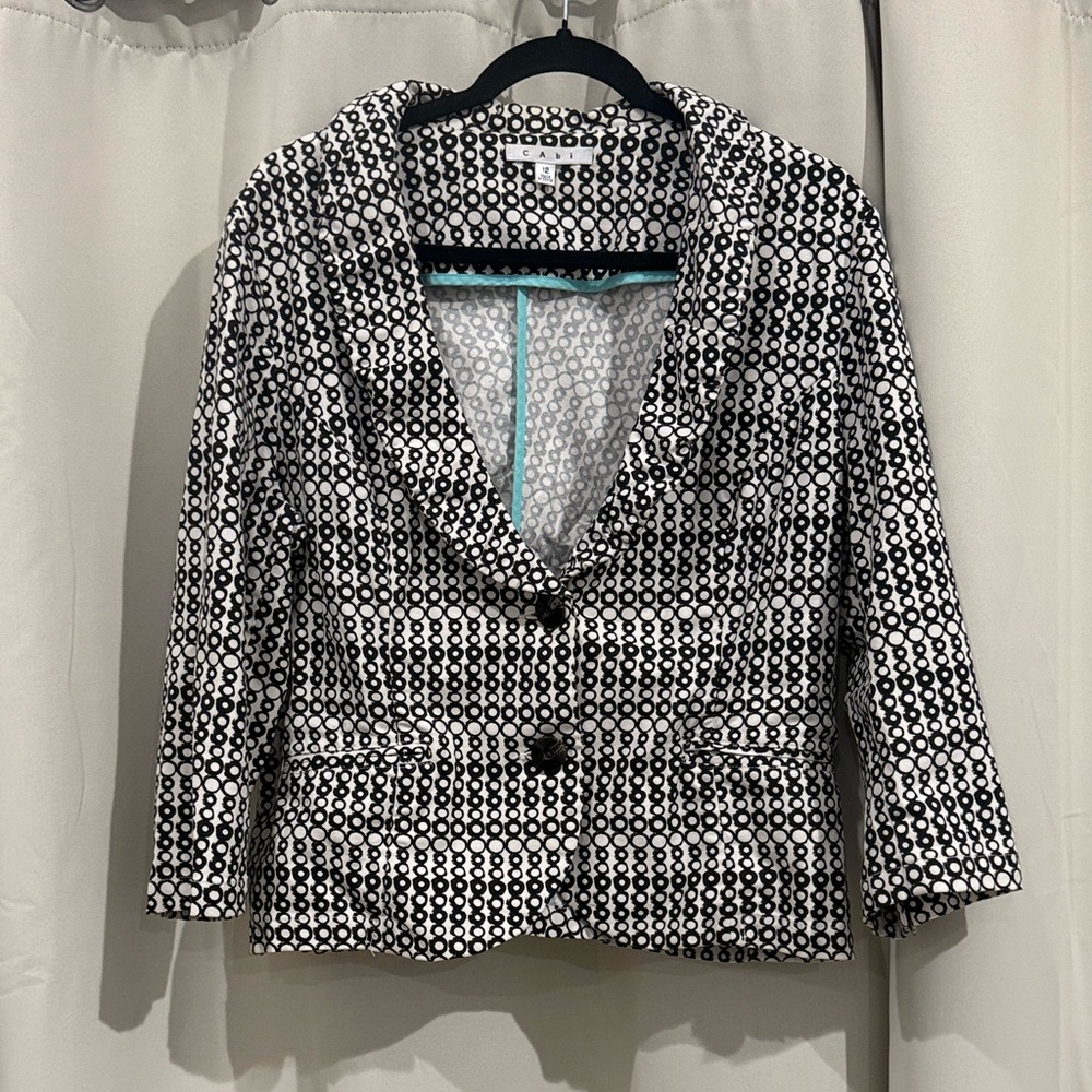 CAbi Chic Black and White Women's Blazer Size 12 Preloved